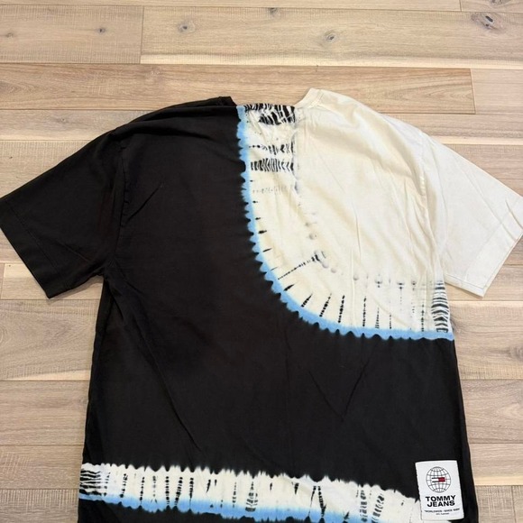 Tommy Hilfiger men's set Sz Med - Picture 3 of 8